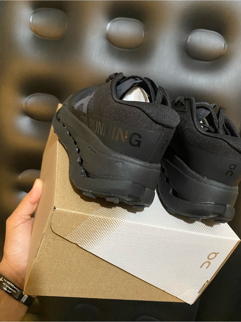 On cloudboom max Black Trail Sneakers